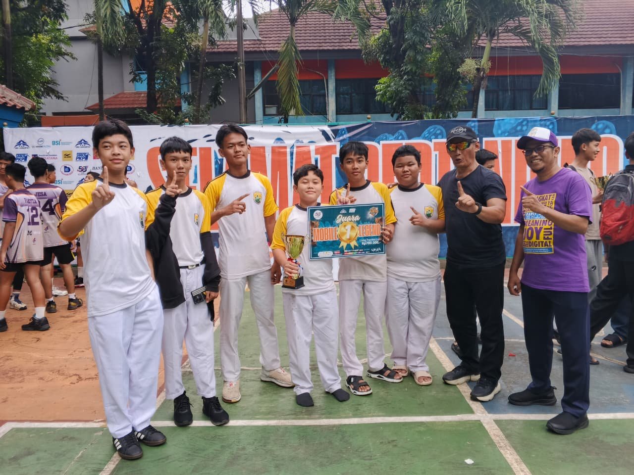Juara 1 Lomba Mobile Legend SMP Putra Kejuaraan Esport Pelajar Yayasan PKP Jakarta Islamic School Se-Jabodetabek